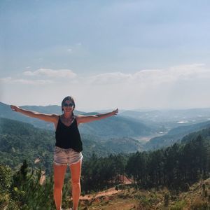 Meet your Posher, Laura